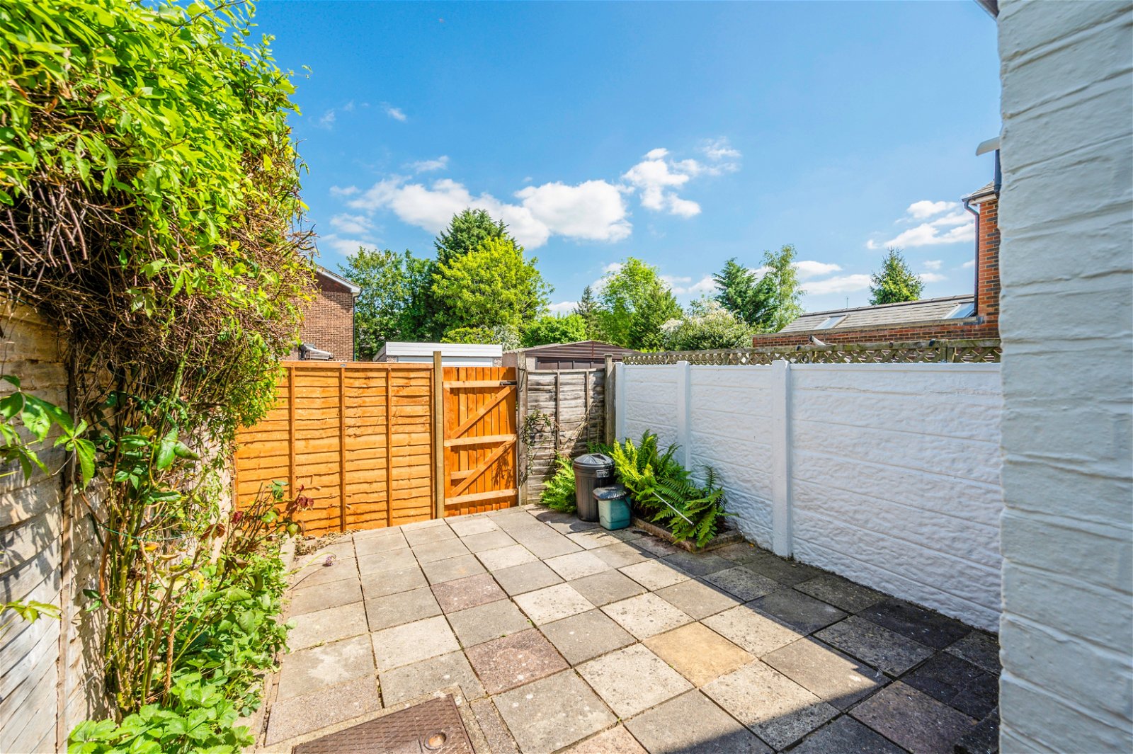 Hurst Green, Surrey Robert Leech