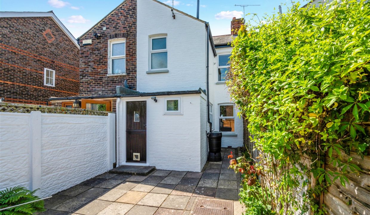 Hurst Green, Surrey Robert Leech