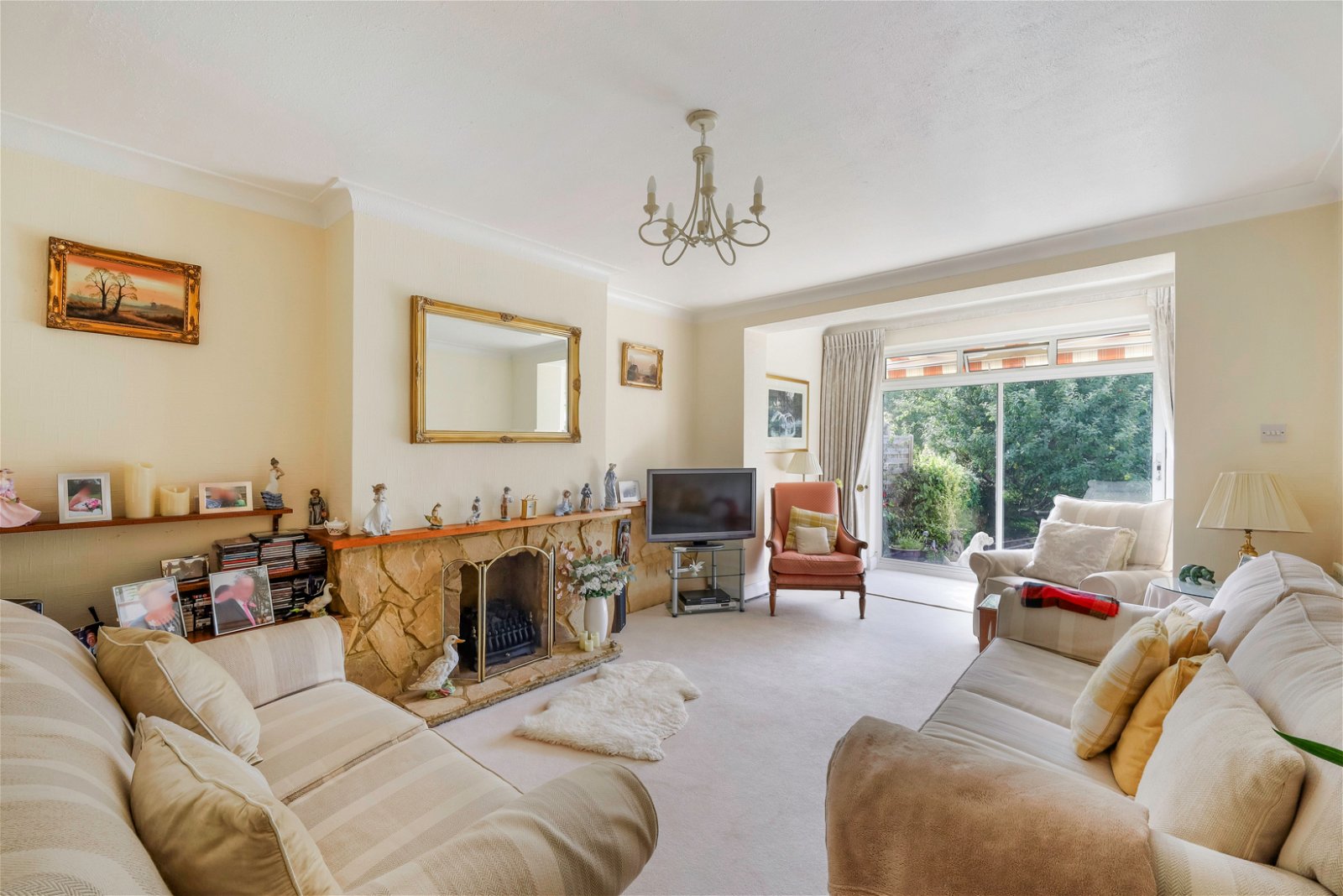 Broadhurst Gardens, Reigate Robert Leech