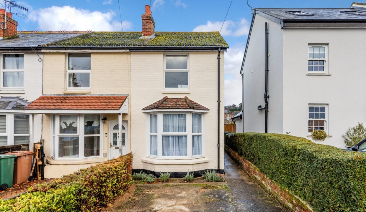 Reigate, Surrey, RH2 8JE Robert Leech