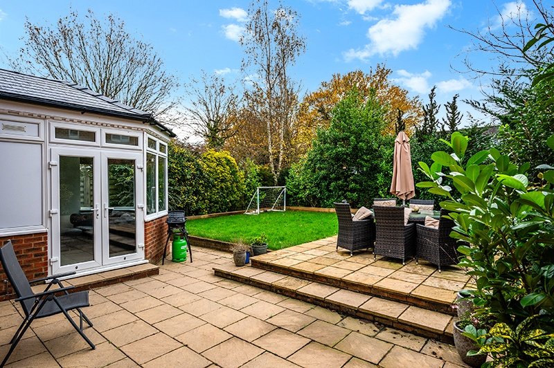 The Hollies, Oxted RH8 Robert Leech