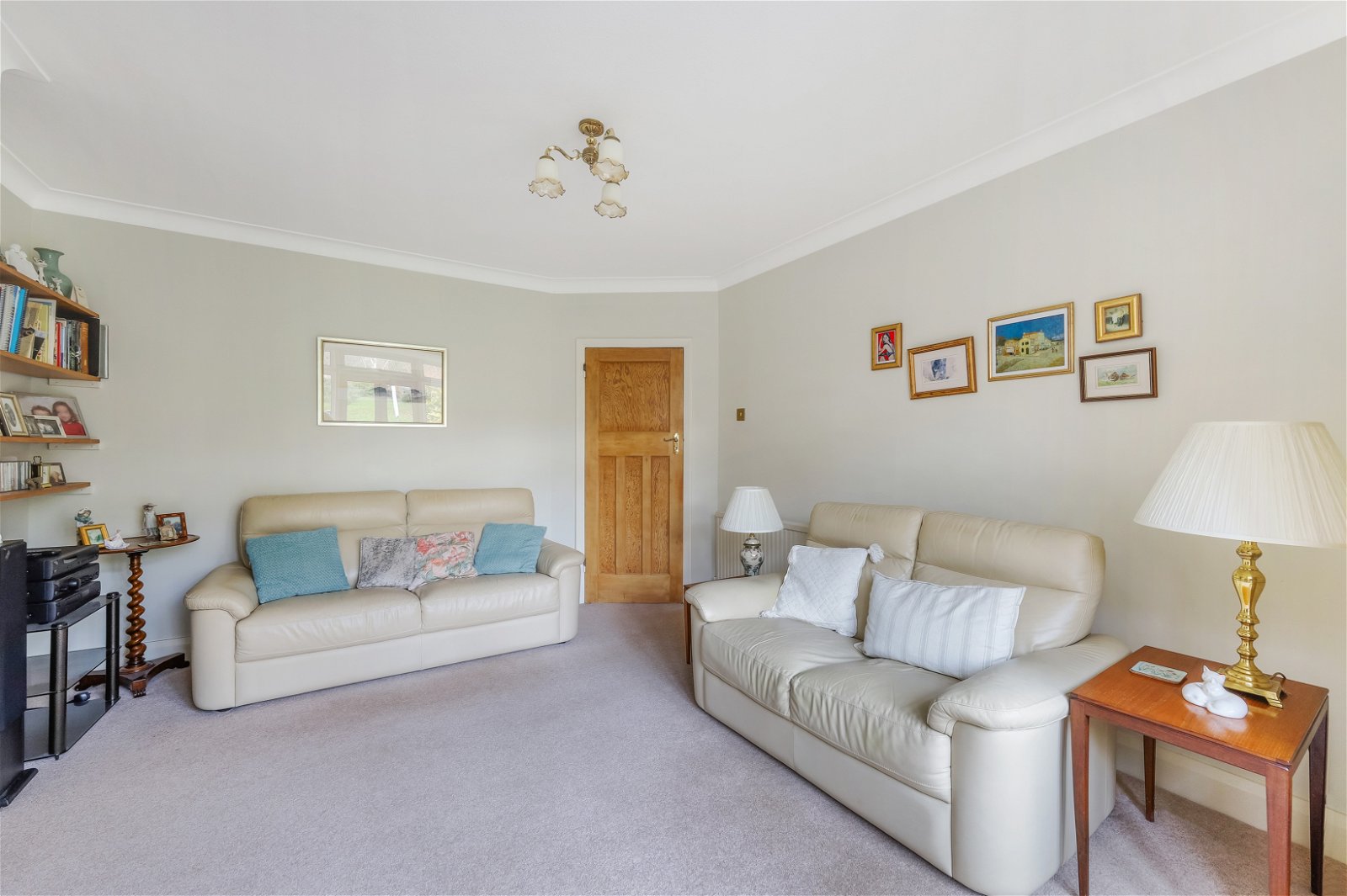 Broadhurst Gardens, Reigate, RH2 8AW Robert Leech