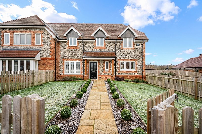 Tillingdown Park, CR3 7JA Robert Leech