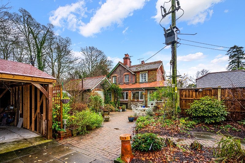 Godstone Road, Oxted, RH8 Robert Leech