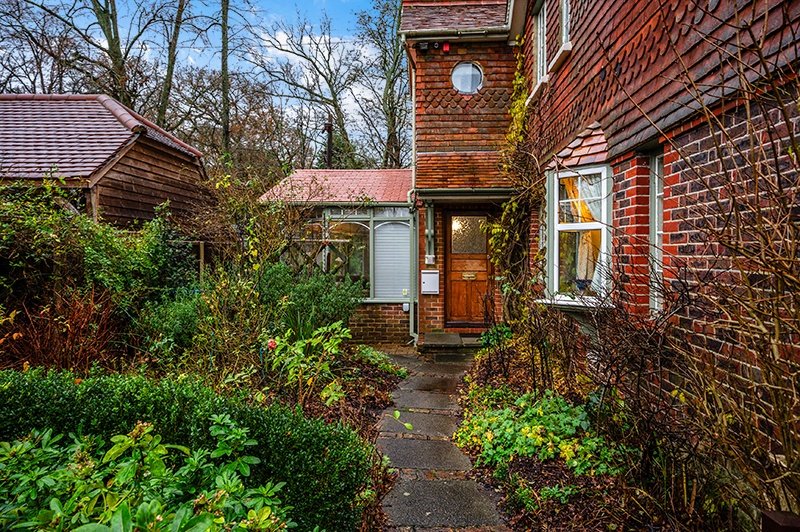 Godstone Road, Oxted, RH8 Robert Leech