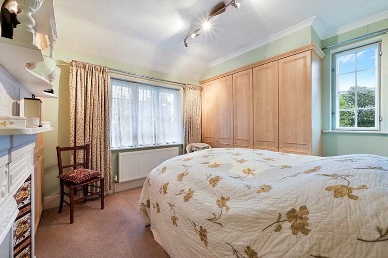 Godstone Road, Oxted, RH8 Robert Leech