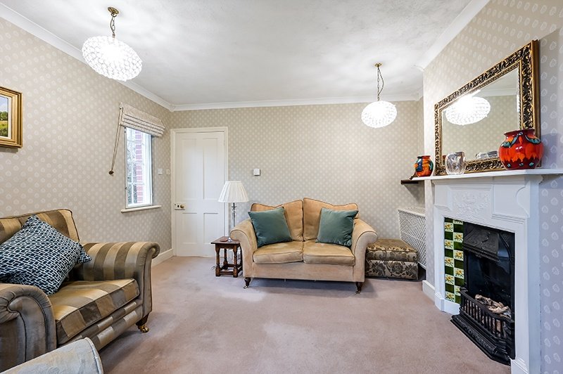 Godstone Road, Oxted, RH8 Robert Leech