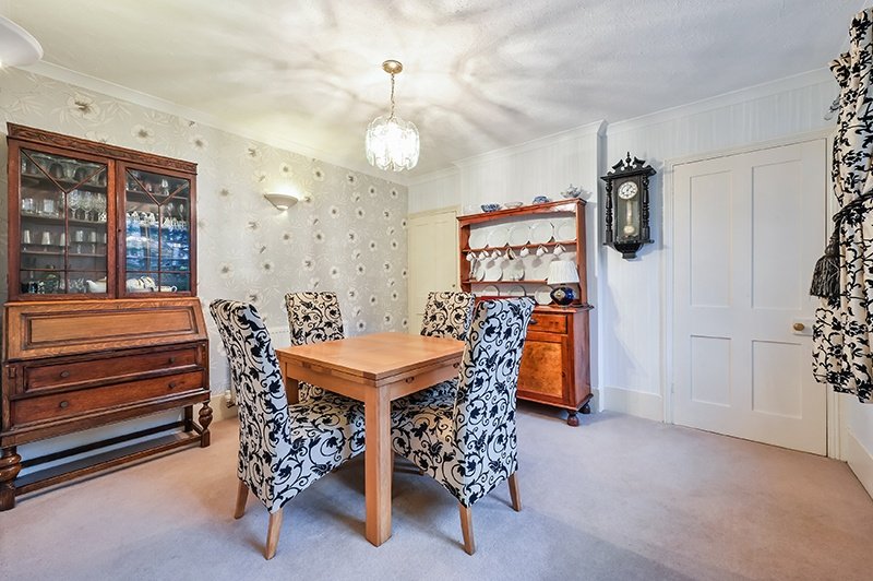 Godstone Road, Oxted, RH8 Robert Leech