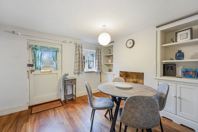 Tanhouse Road, Oxted, RH8 Robert Leech