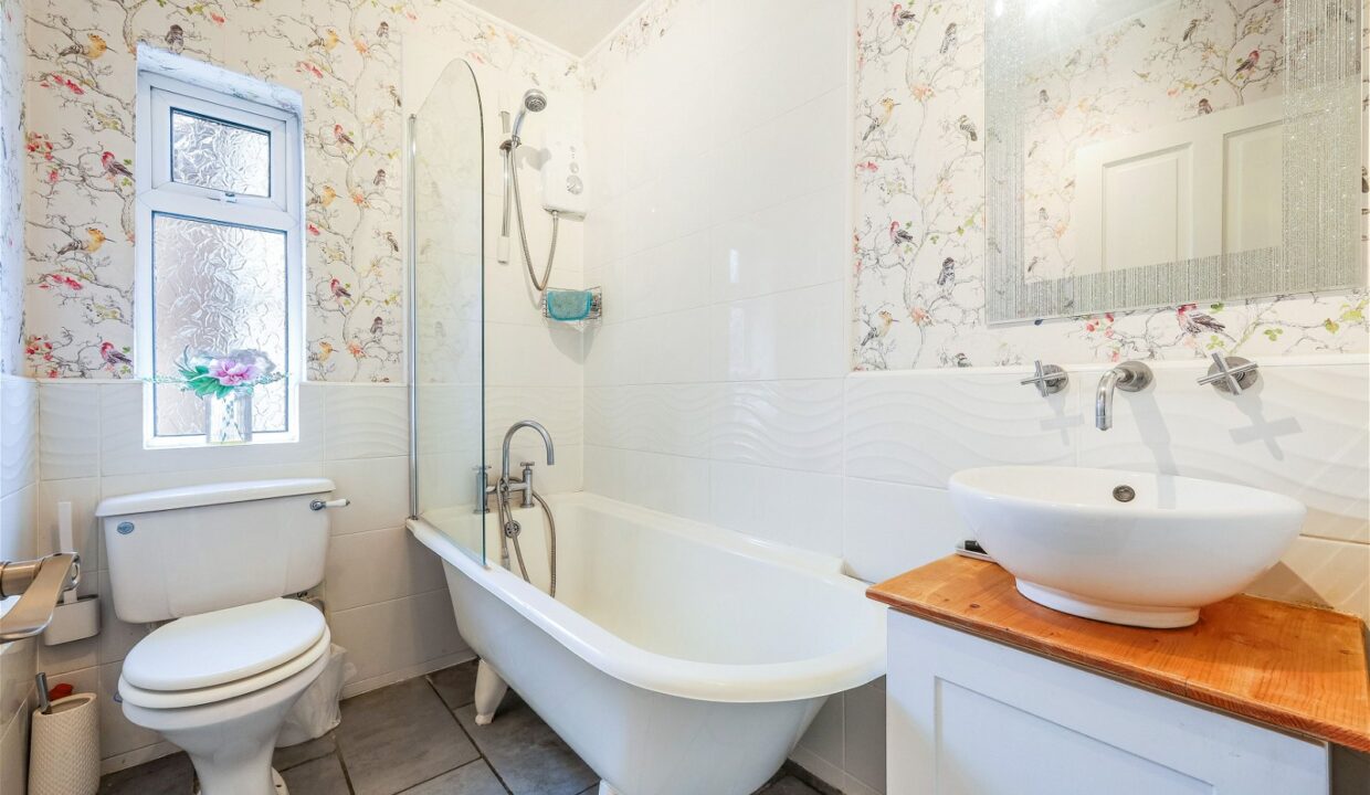 WESTERHAM-ROAD-1-8_1711529568938