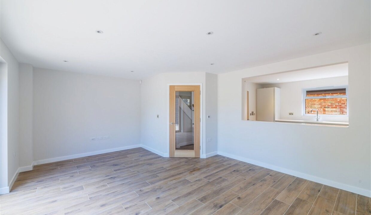 MCUZ7931-HDR_1719310898410