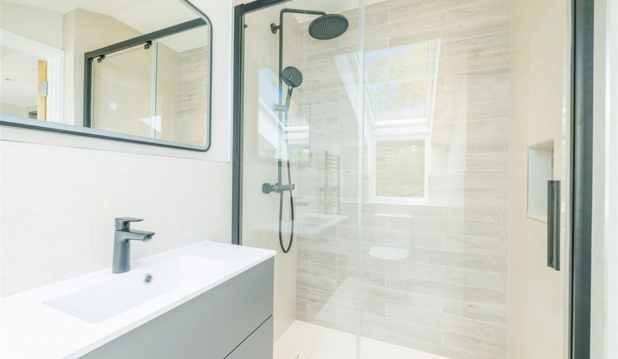 MCUZ8021-HDR_1719310898436