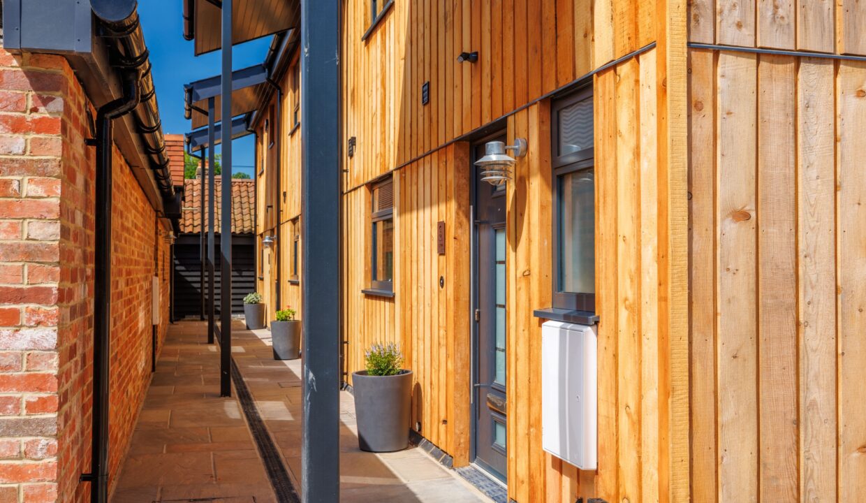 MCUZ7756-HDR_1720460201130