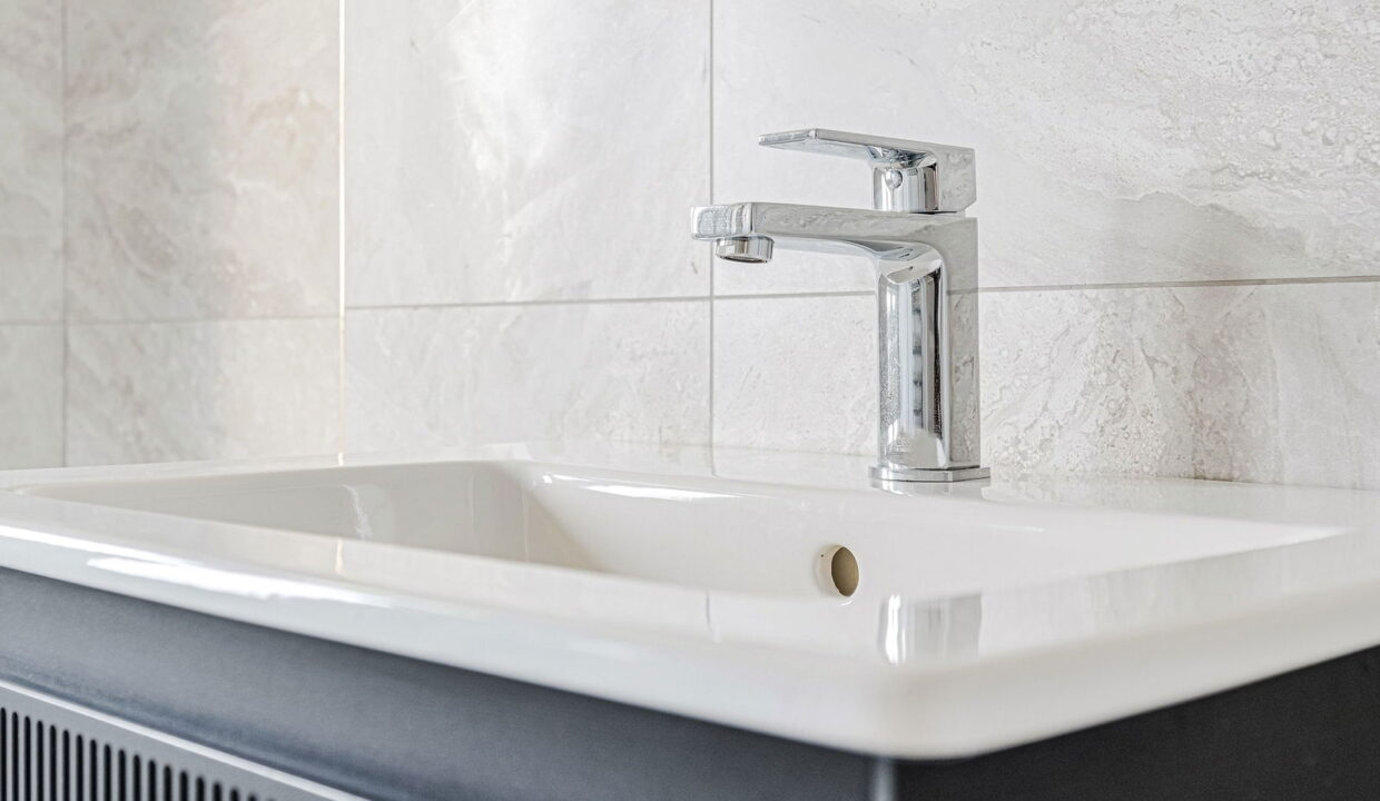 THE-WALDRONS-_11__1737740296408