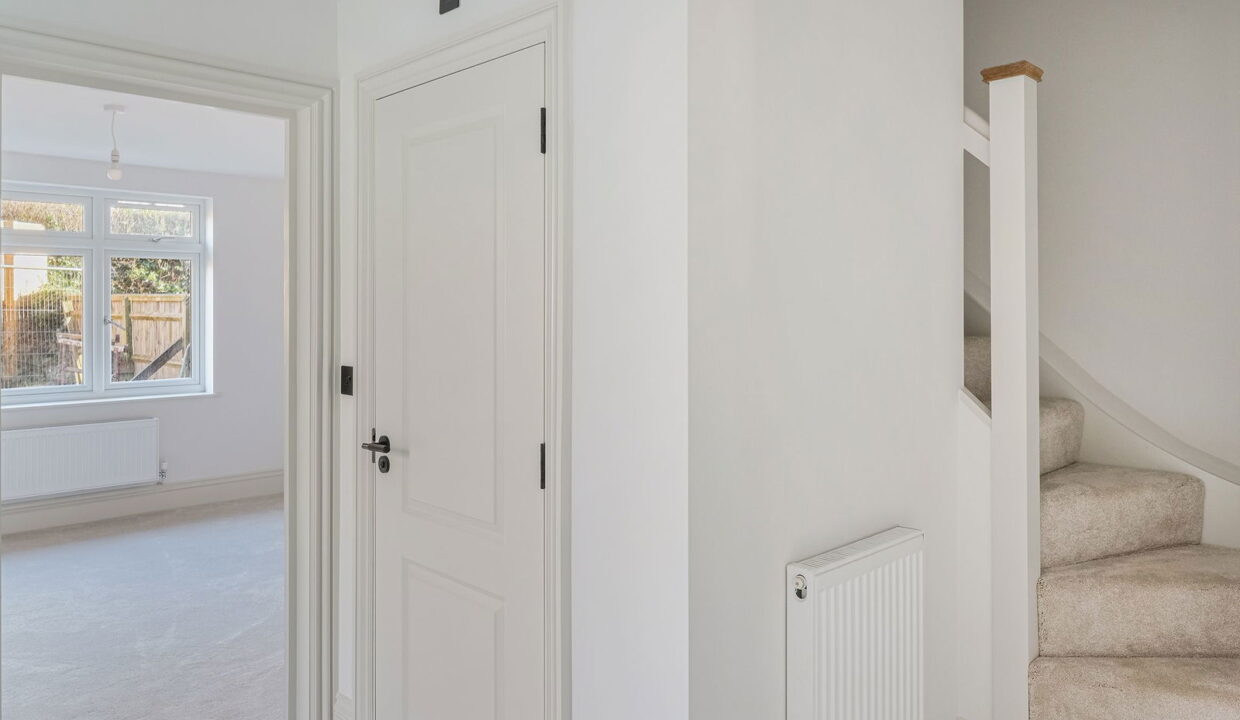 THE-WALDRONS-_15__1737740296410