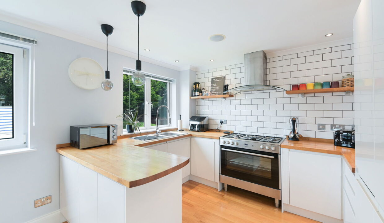 HARRISON-CLOSE_57-_10__1750238605327