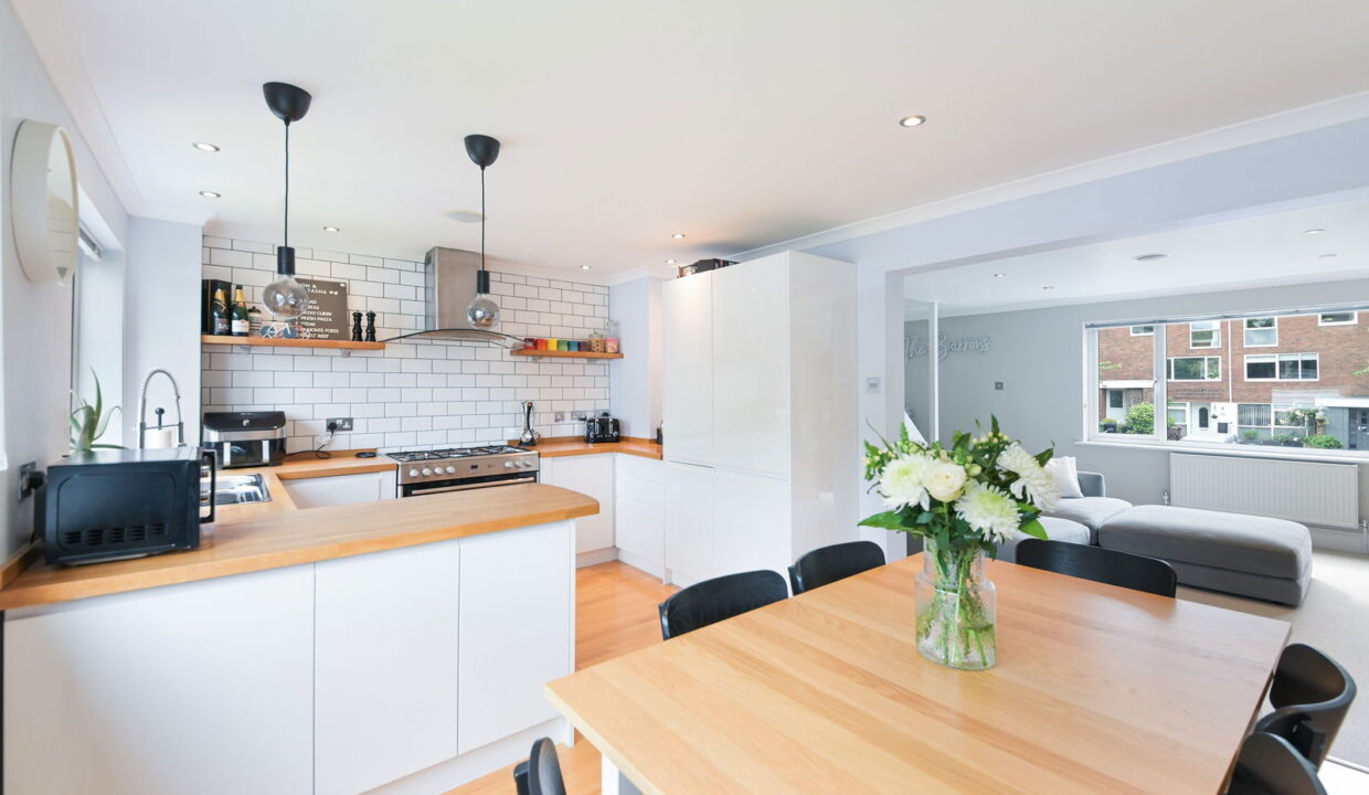 HARRISON-CLOSE_57-_9__1750238605326