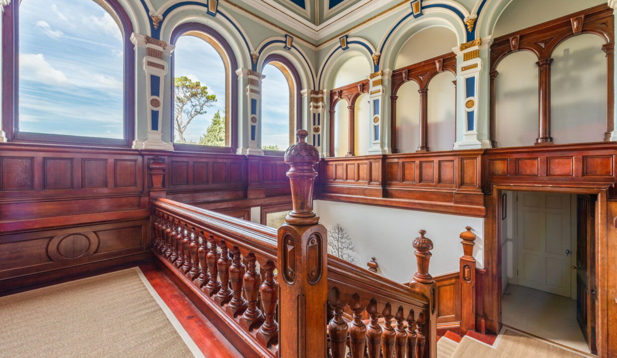 1-Shabden-Park-304440-_11__1752069915839