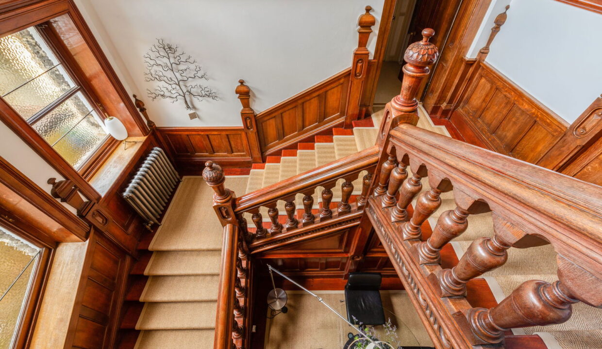 1-Shabden-Park-304440-_13__1752069915841