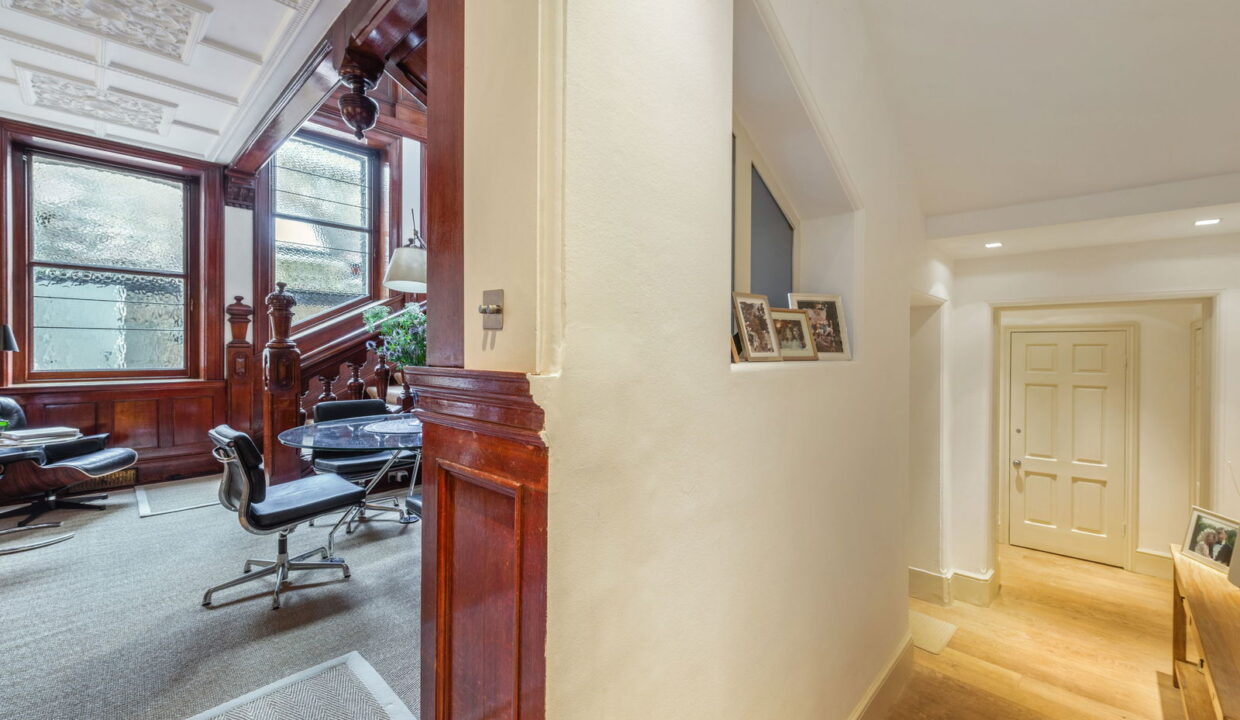 1-Shabden-Park-304440-_14__1752069915842