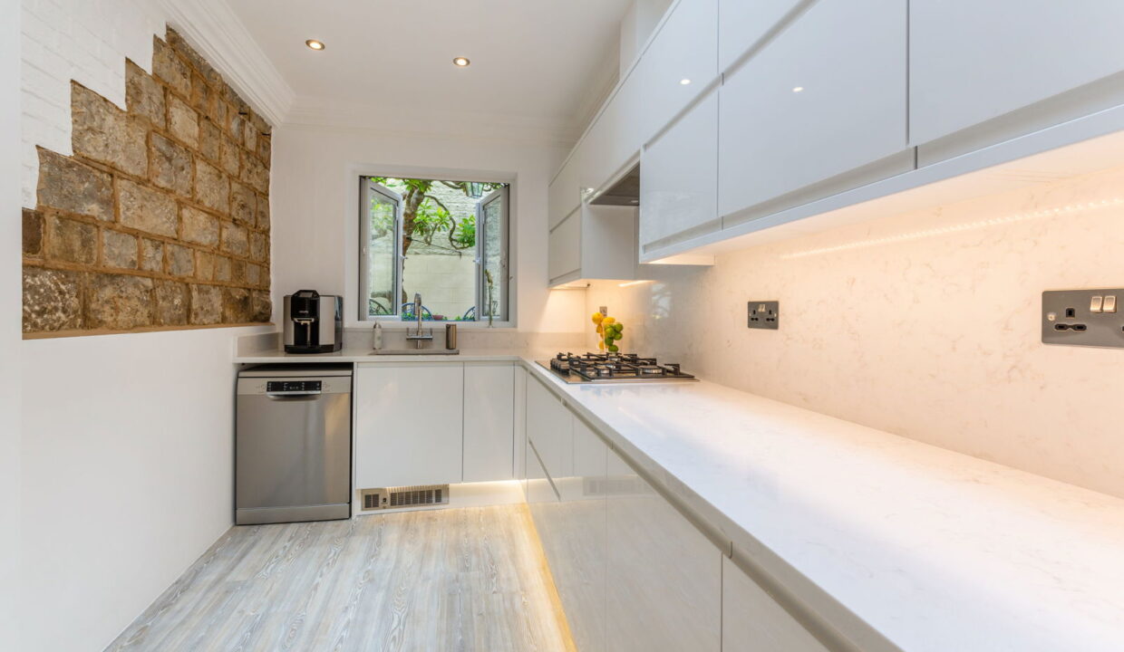 1-Shabden-Park-304440-_16__1752069927275