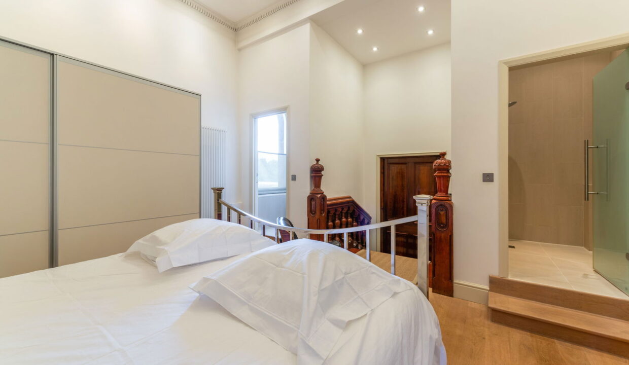 1-Shabden-Park-304440-_33__1752070049237