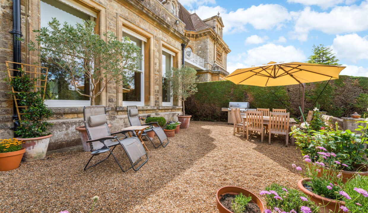 1-Shabden-Park-304440-_40__1752070012798