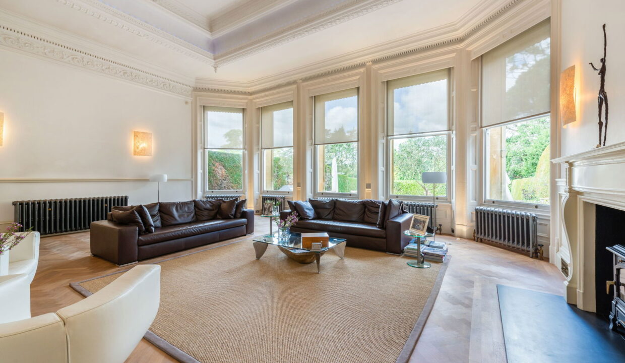 1-Shabden-Park-304440-_4__1752069877522