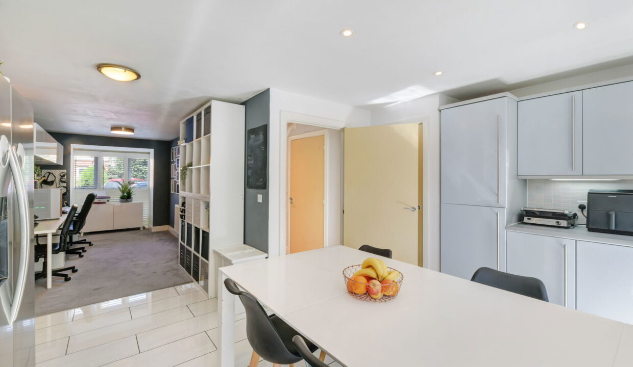 BURRAGE-ROAD-_15__1752498593857