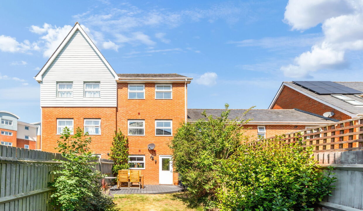 BURRAGE-ROAD-_21__1752498391027