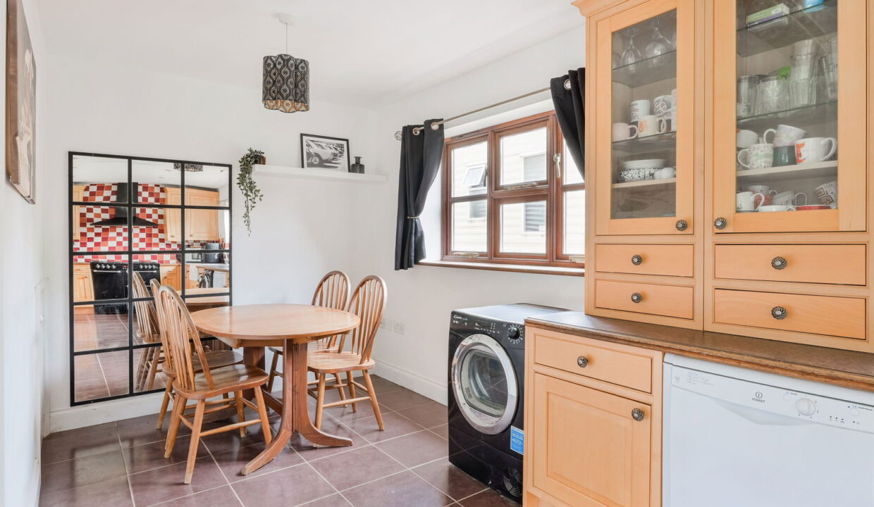 STARLINE-FARM-_20__1753702043358