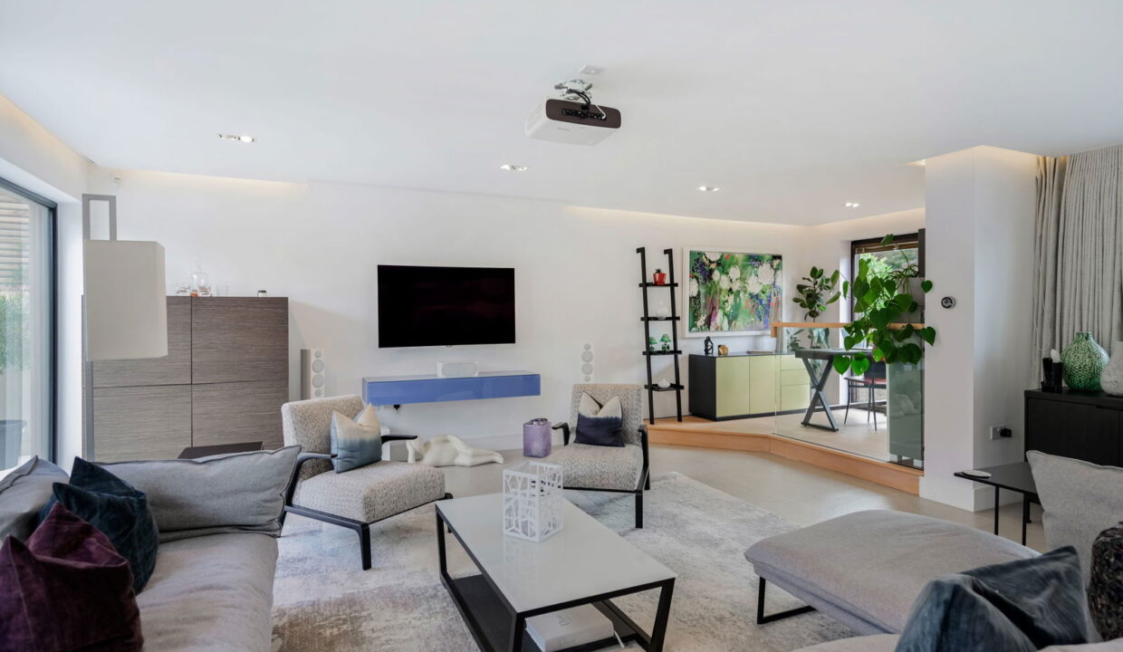 1_-THE-WALDRONS-_31-FROM-49_-20_1755274337748