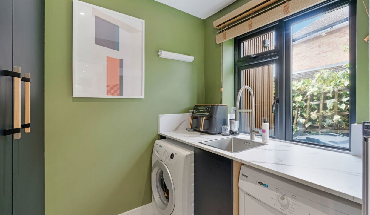 1_-THE-WALDRONS-_31-FROM-49_-30_1755274307480