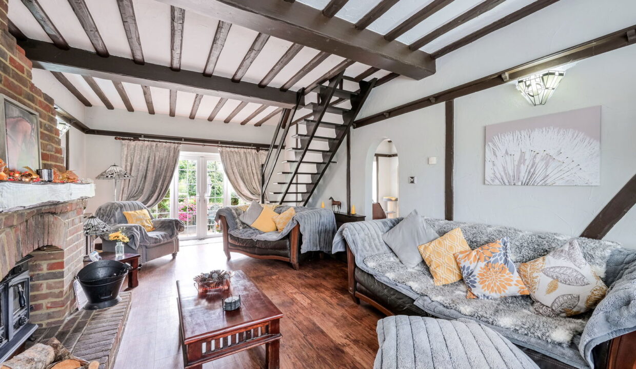 EAST-FORT-COTTAGE-_2__1756197036803