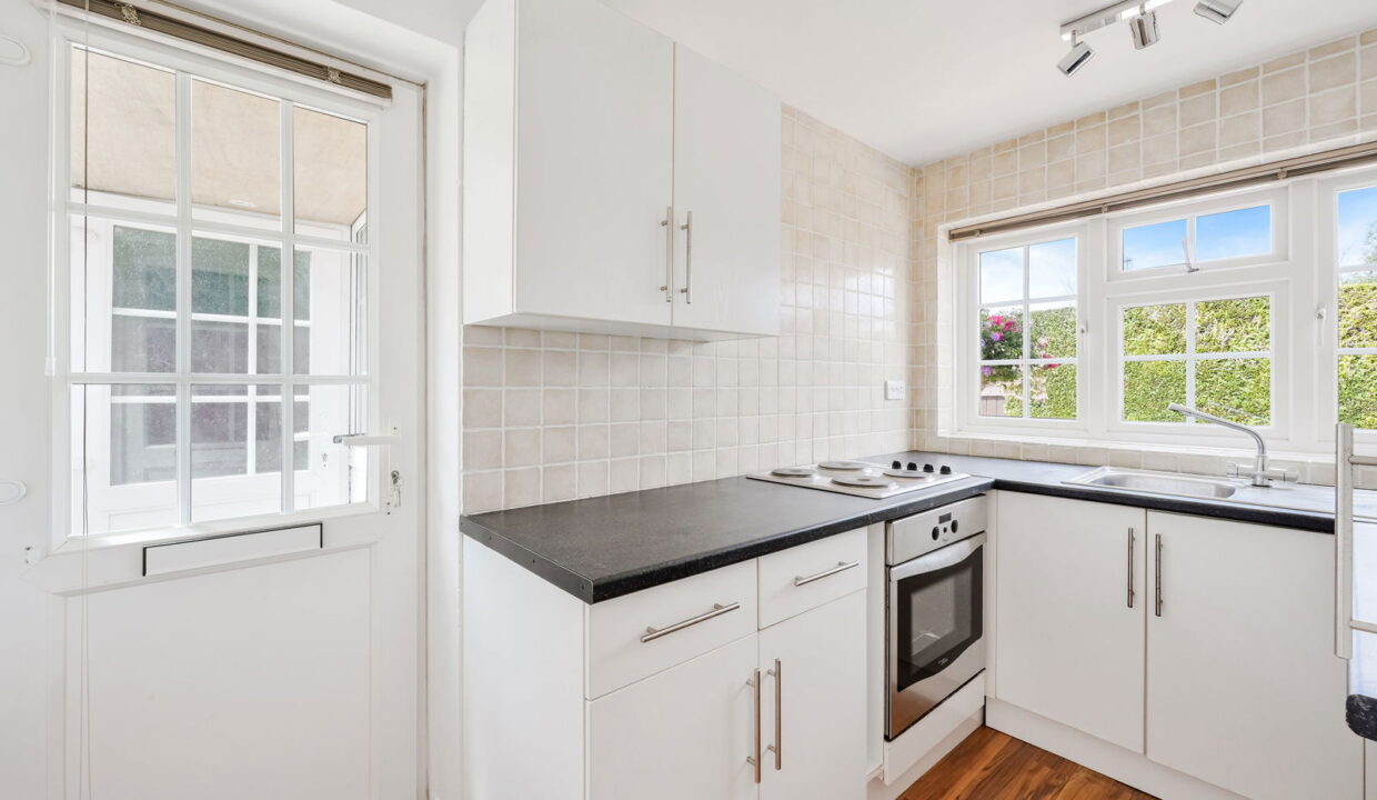 EAT-FORT-COTTAGE-_23__1754487883506