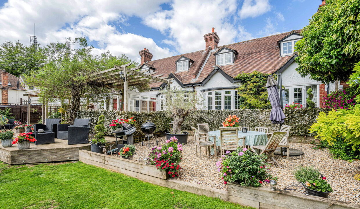 EAT-FORT-COTTAGE-_2__1754487834000