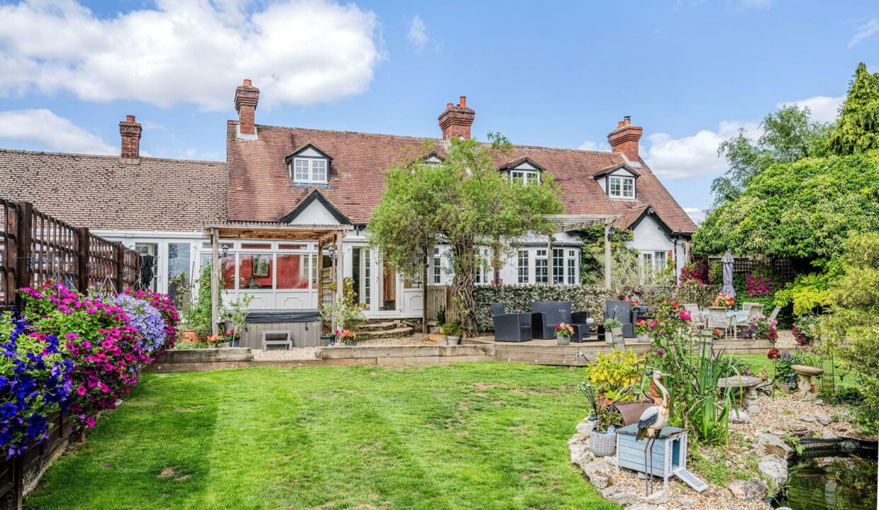 EAT-FORT-COTTAGE-_5__1754487834002