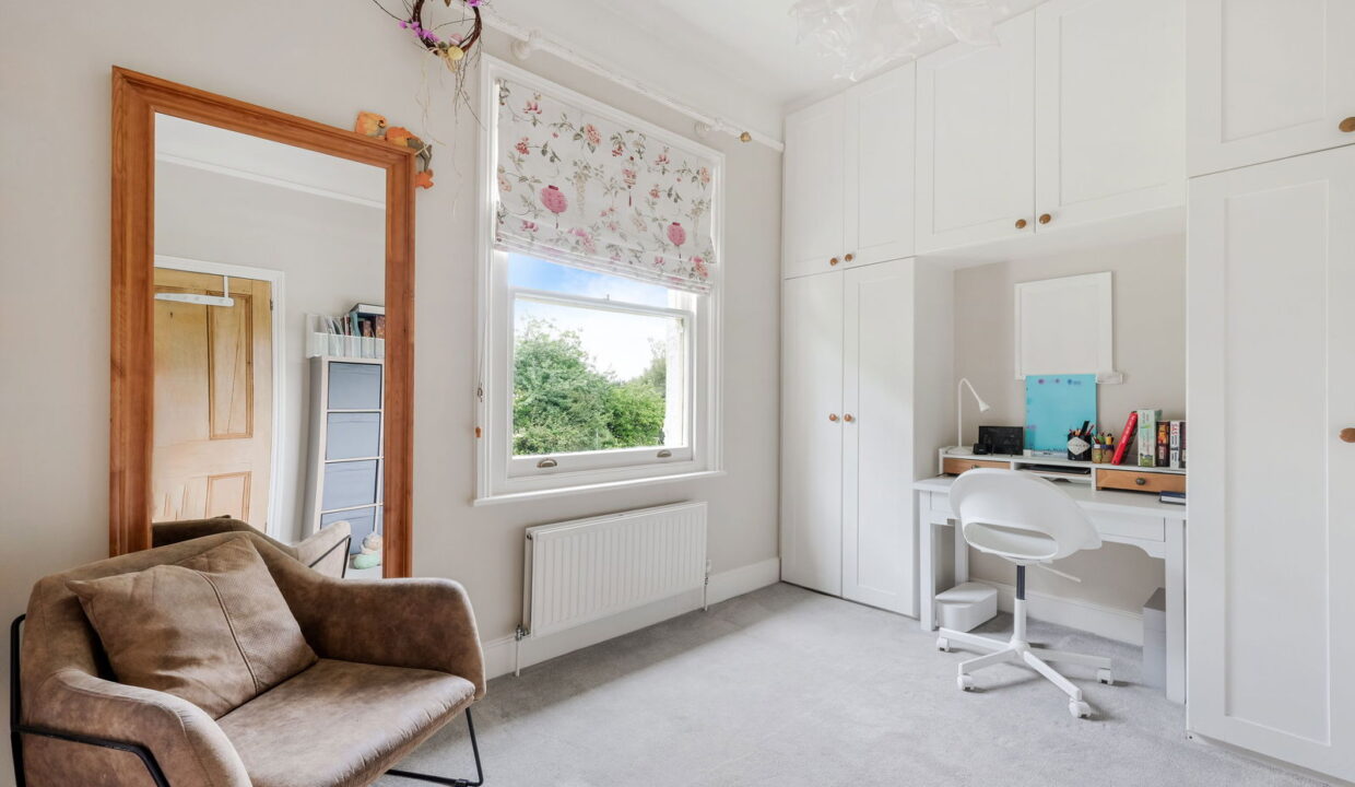 END-HOUSE-_7__1755685358738