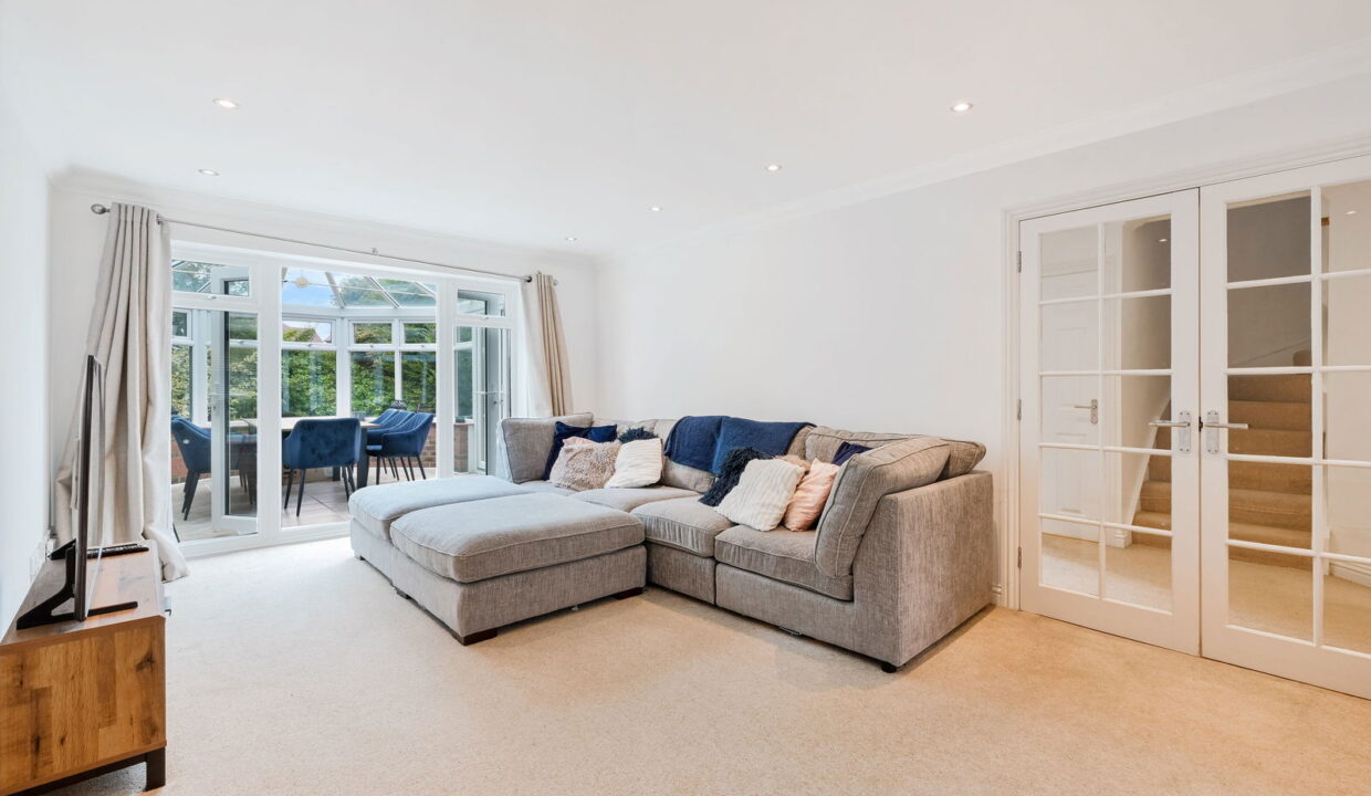 LINCOLNS-MEAD_-73-_11__1755619808479