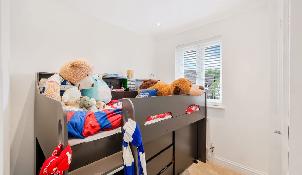 LINCOLNS-MEAD_-73-_19__1755619808487