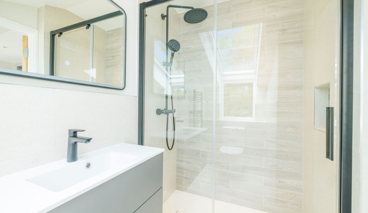 MCUZ8021-HDR_1750772968318