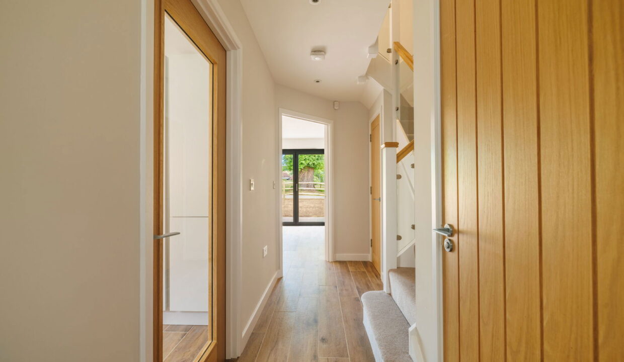 MCUZ8041-HDR_1719304423516