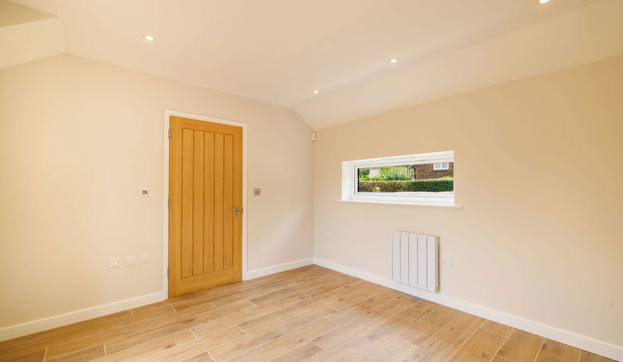 MCUZ8563-HDR_1719574005030