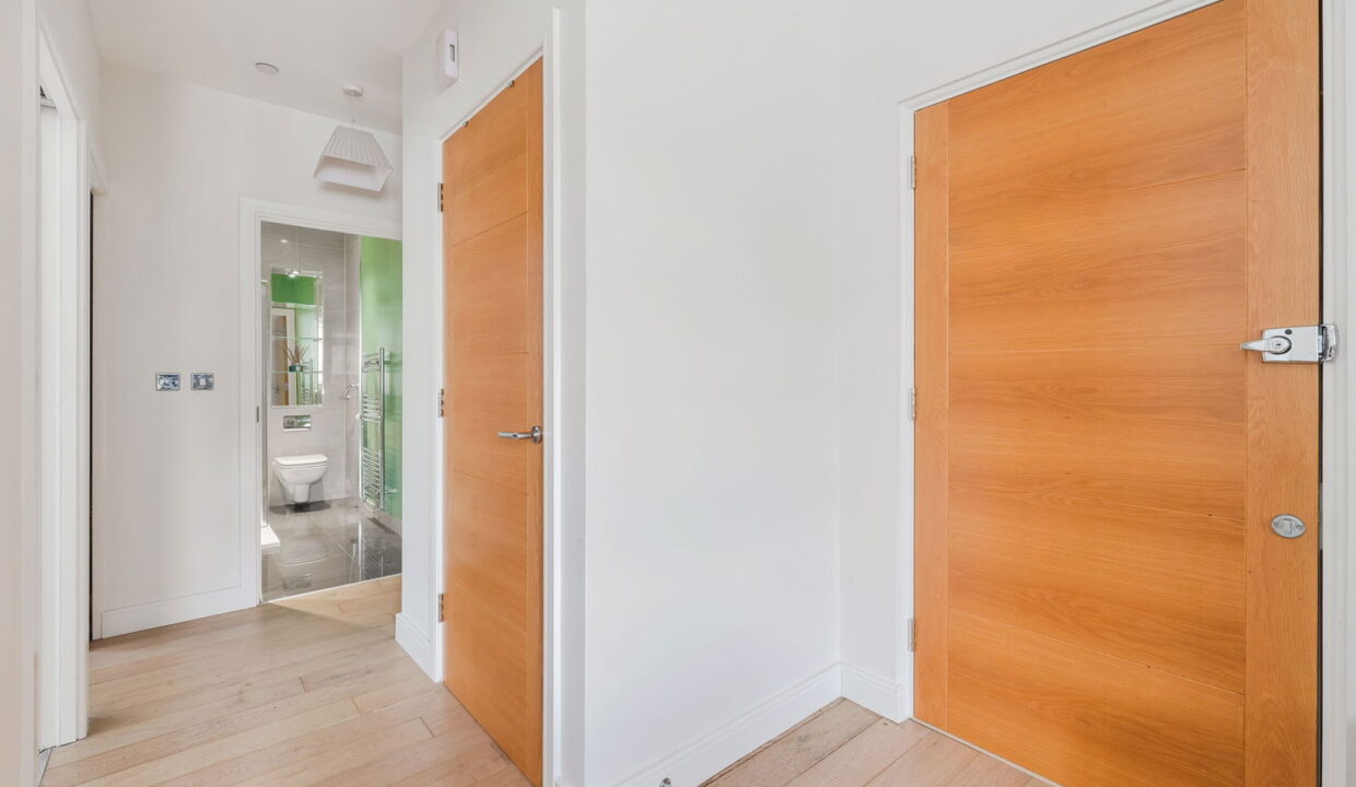 PARKVIEW_-FLAT-18-_7__1754665774027