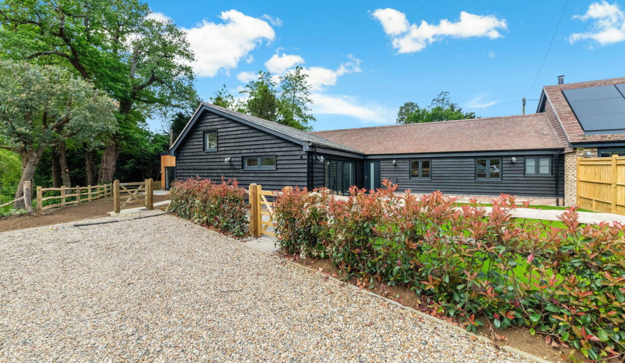 PILGRAMS-YARD-EXTERNALS-21_1747142320714