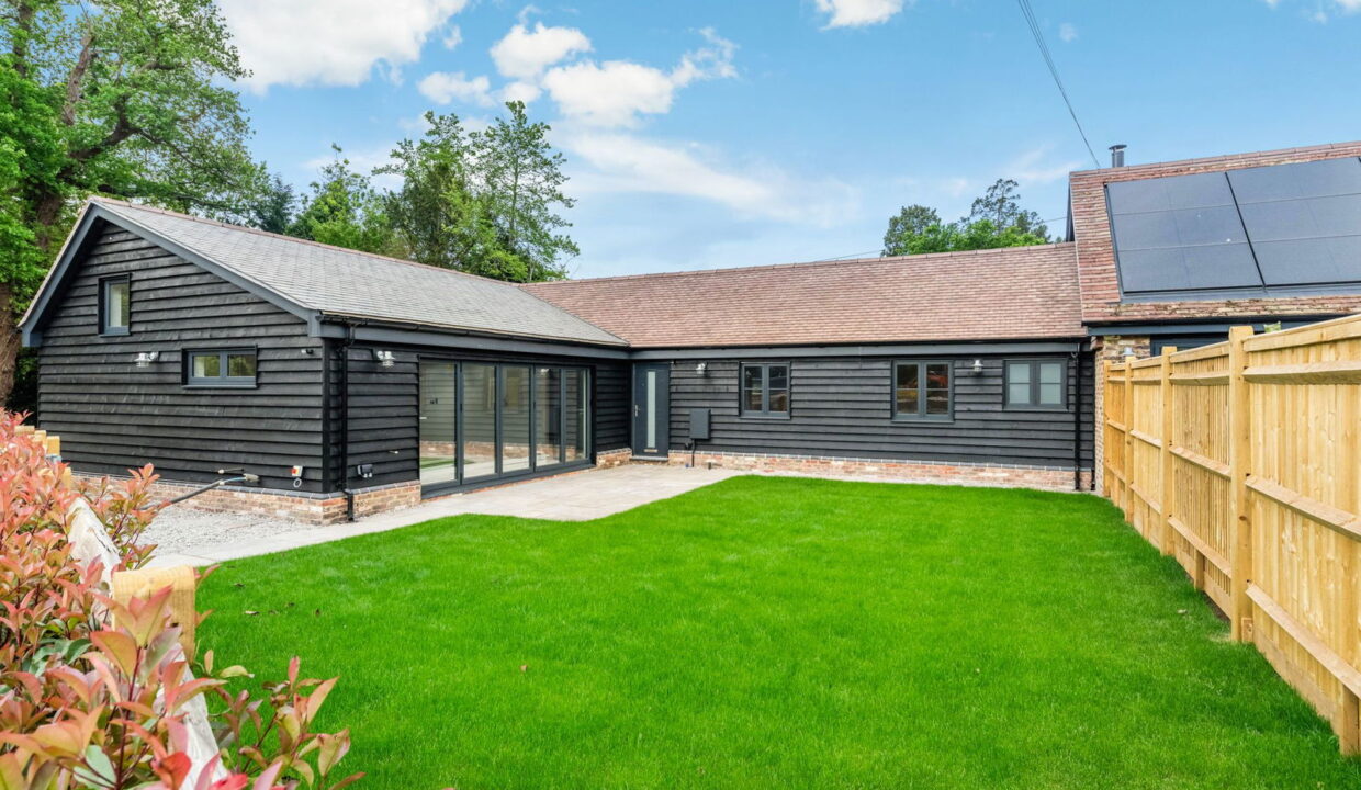 PILGRAMS-YARD-EXTERNALS-3_1747142261107