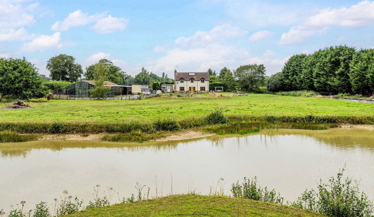 STARLINE-FARM-_13__1754473851205