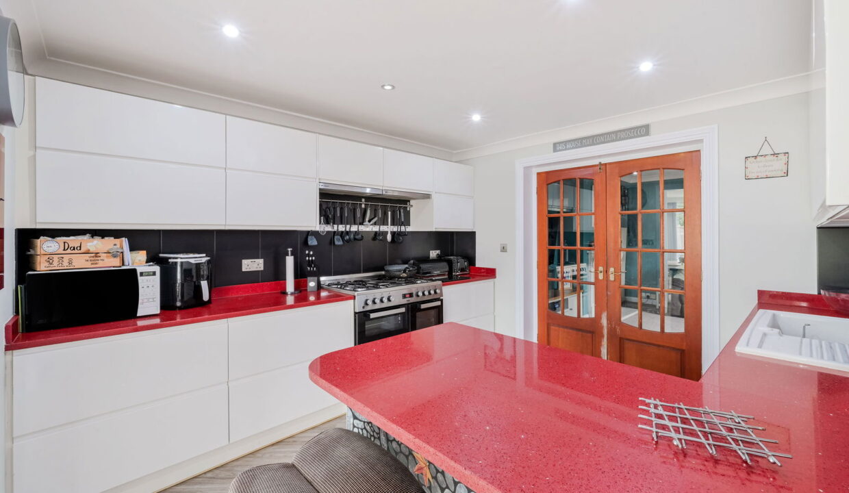 STATION-ROAD_-24-_24__1755619113539