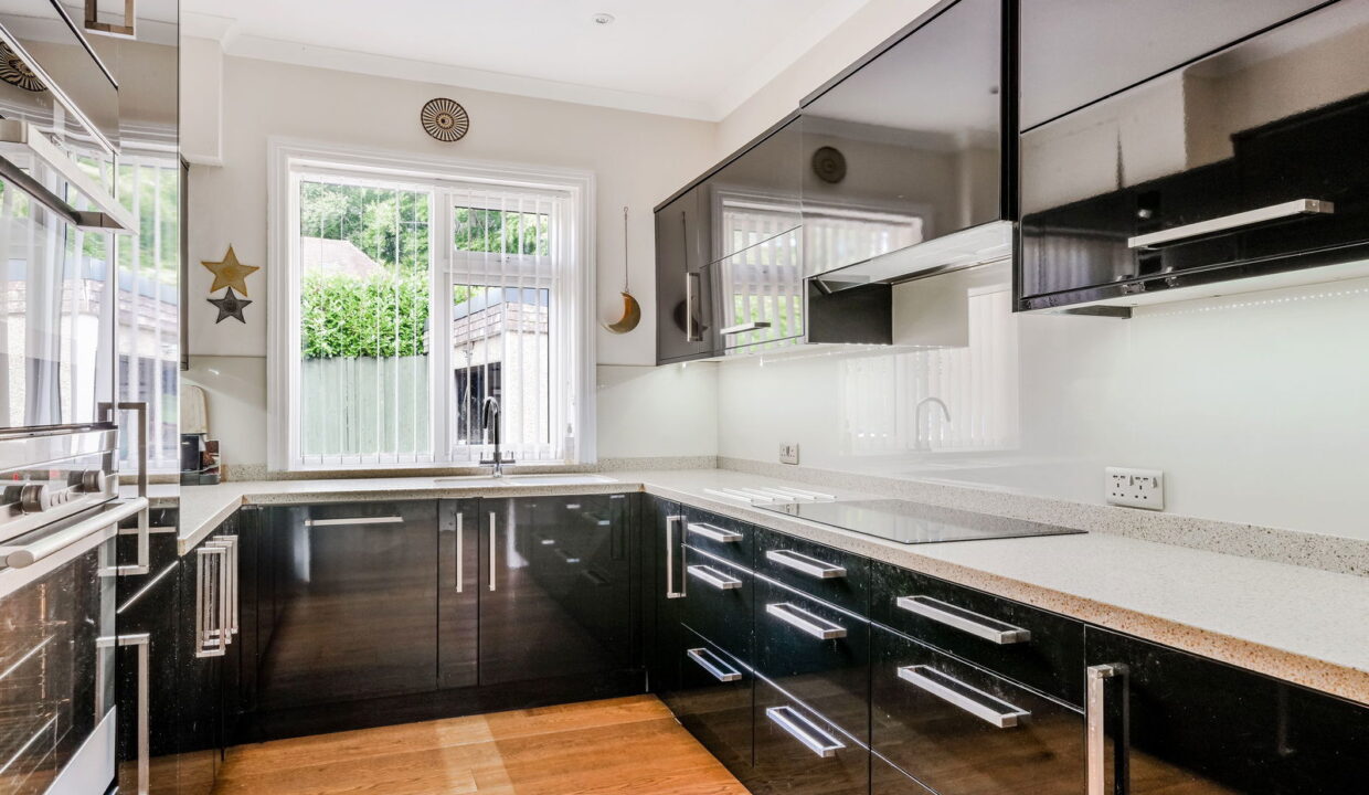 THE-BRACKENS-_12__1754479715231