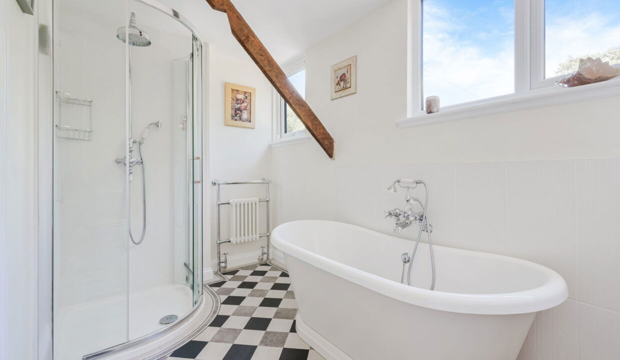 THE-BRACKENS-_9__1754479643345